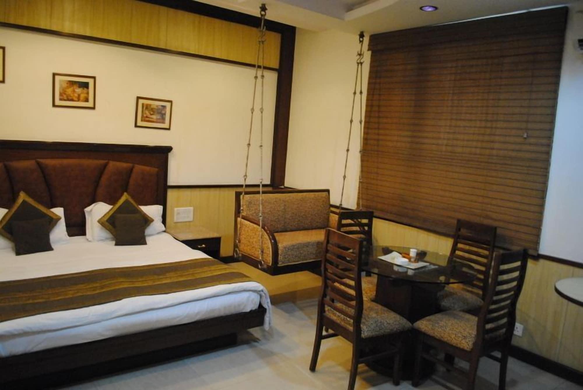 Hotel Baba Deluxe Near New Delhi Railway Station And City Center -By Rcg Hotels エクステリア 写真