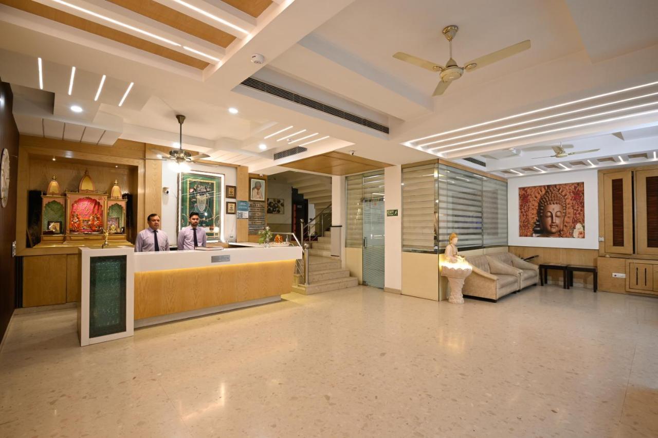 Hotel Baba Deluxe Near New Delhi Railway Station And City Center -By Rcg Hotels エクステリア 写真