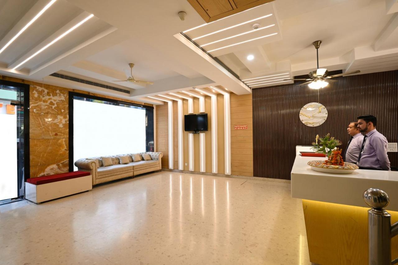Hotel Baba Deluxe Near New Delhi Railway Station And City Center -By Rcg Hotels エクステリア 写真