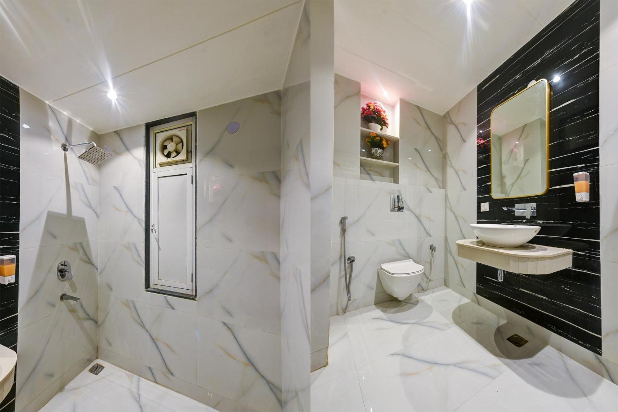 Hotel Baba Deluxe Near New Delhi Railway Station And City Center -By Rcg Hotels エクステリア 写真