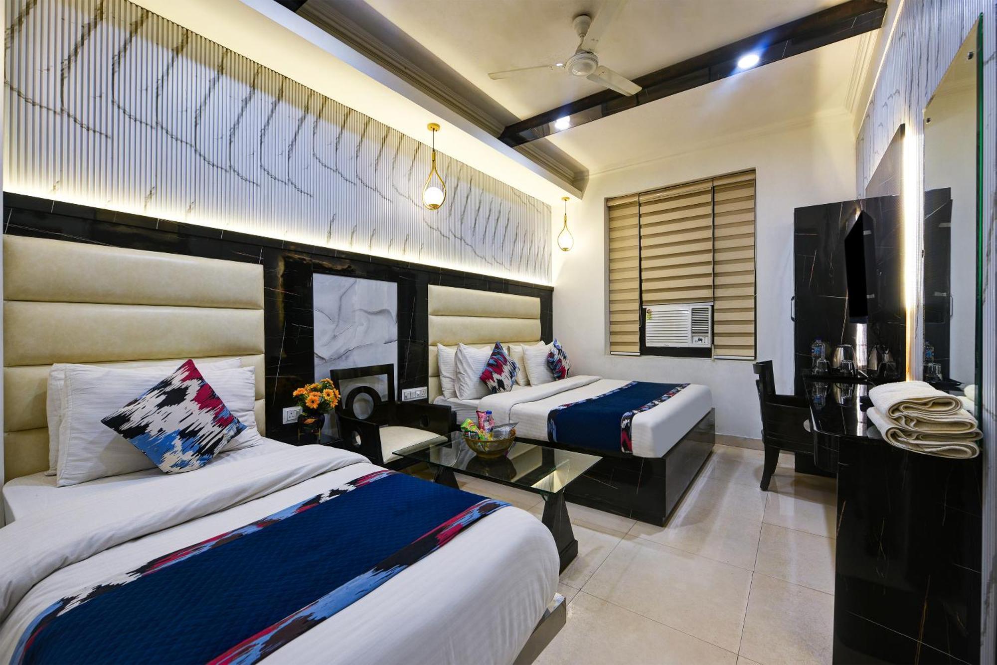 Hotel Baba Deluxe Near New Delhi Railway Station And City Center -By Rcg Hotels エクステリア 写真